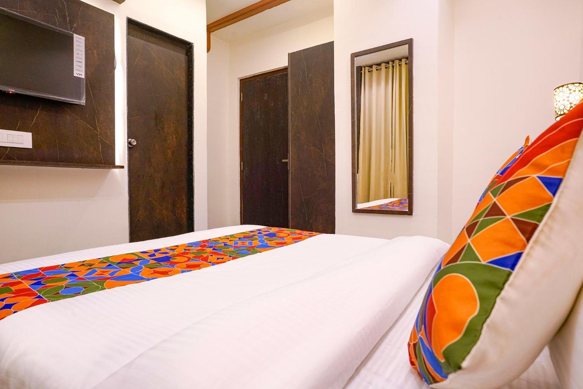 Hotel Gateway Colaba, Mumbai Bagian luar foto